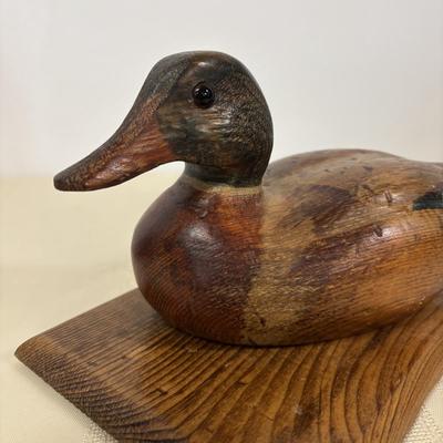 LOT 111: Wooden Duck Decoy Box, Mallards in Flight Avon Serving Tray and Leather Wrapped Vessel/Vase-Italy