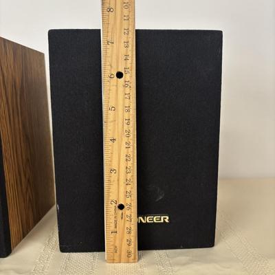 LOT 112: Pioneer Full Range CS-X5 Bookshelf/Wall Hanging Speakers- only 7.5"