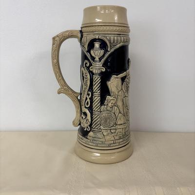 LOT 114: Vintage Western Germany Stein (1.5 liters) & 1992 Budweiser Christmas Steins (5)