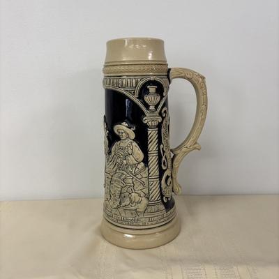 LOT 114: Vintage Western Germany Stein (1.5 liters) & 1992 Budweiser Christmas Steins (5)
