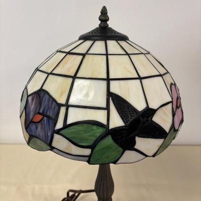 LOT 117: Hummingbirds and Flowers-Stained Glass Accent Lamp