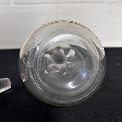 Glass decanter