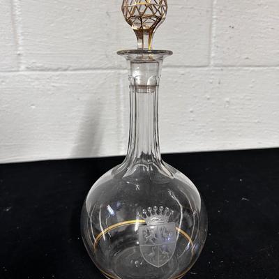 Glass decanter