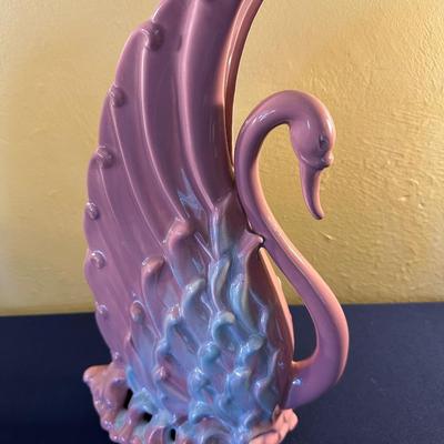 ROYAL HAEGAR VINTAGE SWAN VASE LOT