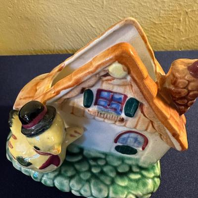 VINTAGE CERAMIC DÉCOR LOT