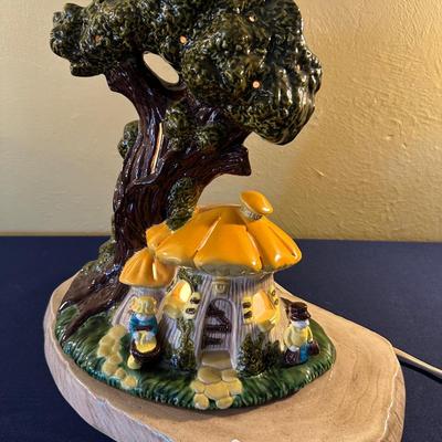 VINTAGE ELF MUSHROOM LAMP