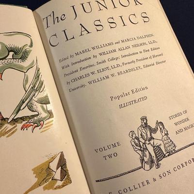 THE JUNIOR CLASSICS VINTAGE BOOK SET
