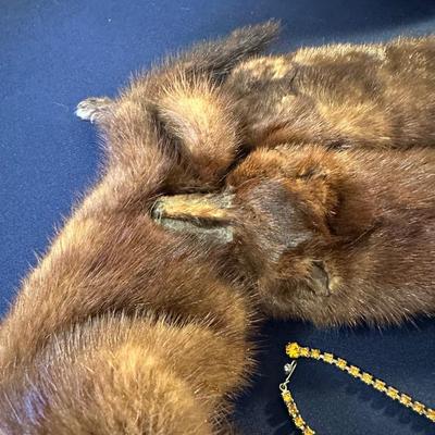 FUR & COSTUME JEWELRY LOT