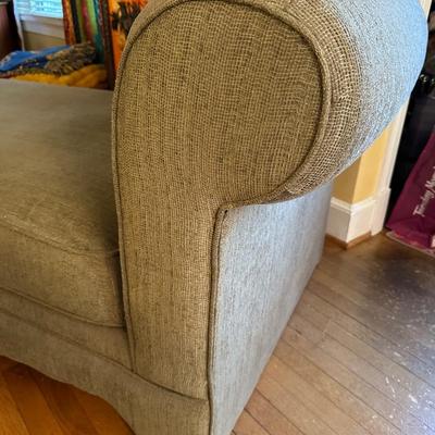 MODERN CHAISE LOUNGE