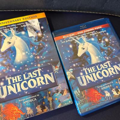 UNICORN GUITAR CASE LOT