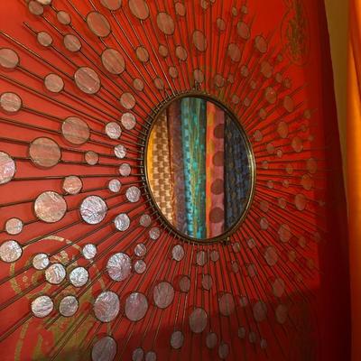 DECORATIVE MIRROR