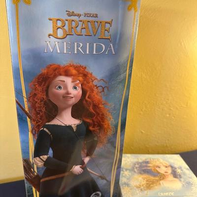 DISNEY MERIDA BRAVE DOLL, FROZEN COMPACT XIE LAN
