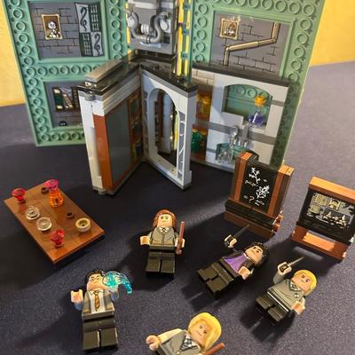 HARRY POTTER LEGO AND MORE LOT