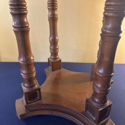 OCTAGON ACCENT TABLE