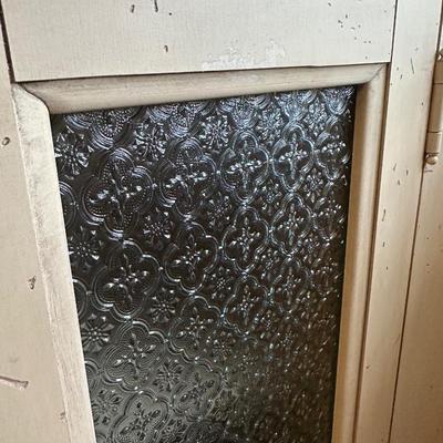 2 DOOR CABINET