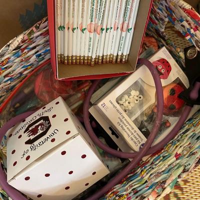 ART SUPPLY LOT