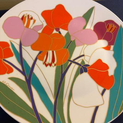 ROSENTHAL PLATES AND MORE LOT