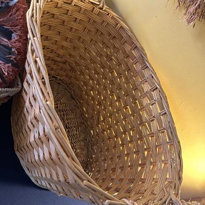 BASKET, WREATH LOT