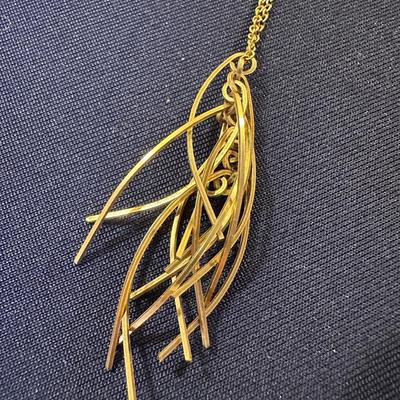 GOLD, SILVER & COSTUME NECKLACE LOT