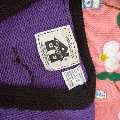 WOMENS SWEATER LOT