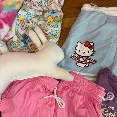 HELLO KITTY, SNOOPY, CARE BEARS AND MORE WOMENS CLOTHING SLEEPWEAR LOT