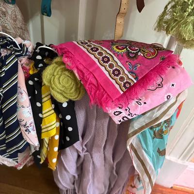 WOMENS SHOES, SCARVES