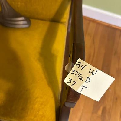 ROCKING CHAIR, HOME DÉCOR LOT