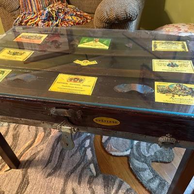TRUNK TOP COFFEE TABLE