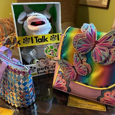 PETS.COM TALKING SOCK PUPPET, PURSE LOT
