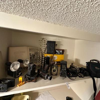 VINTAGE CAMERA LOT