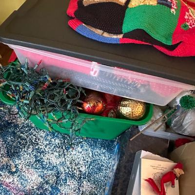 HOLIDAY LOT
