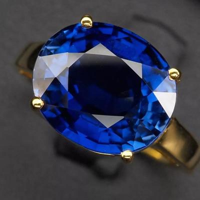 Invaluable Navy Blue Sapphire 10.70Ct 925 Sterling Silver 24K Gold Plated Ring