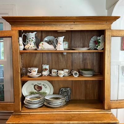 490 Antique Pine/Poplar American Stepback Cabinet