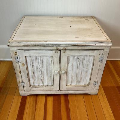 K491 Antique White Distressed Pine 2 Door Cabinet