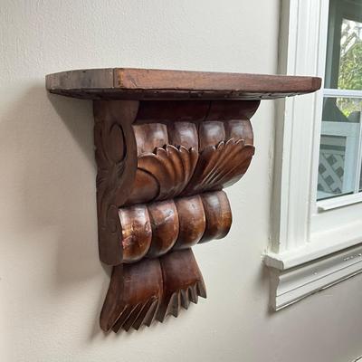 D497 Antique Victorian Carved Wall Shelf
