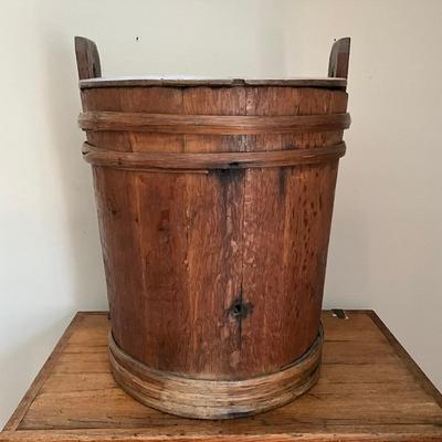 D520 Antique Oak Bucket