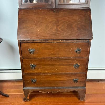 UBC522 Antique Mahogany Secretary Desk