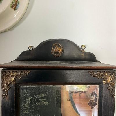 UBC523 Antique Victorian Shaving Mirror With Beveled Mirror