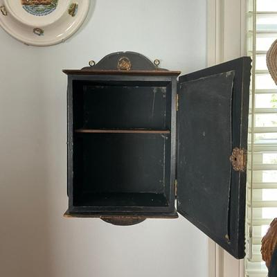 UBC523 Antique Victorian Shaving Mirror With Beveled Mirror
