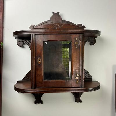 UBC526 Antique Hanging Wall Shelf With Beveled Glass Door