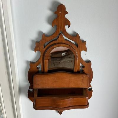 UBC527 Antique Victorian Shaving Mirror