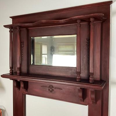 UBC530 Antique Mantle With Beveled Mirror