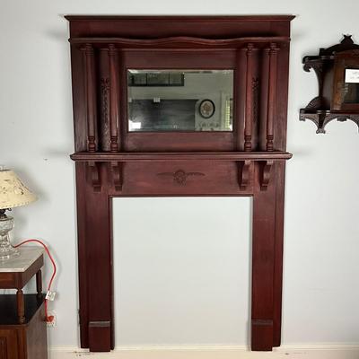 UBC530 Antique Mantle With Beveled Mirror