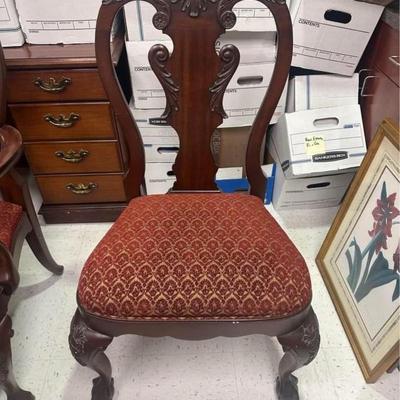 Sale Photo Thumbnail #346: COMES WITH THE CHAIRS