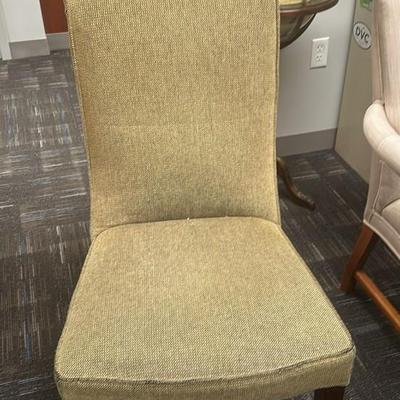 Sale Photo Thumbnail #362: LIVING ROOM CHAIR