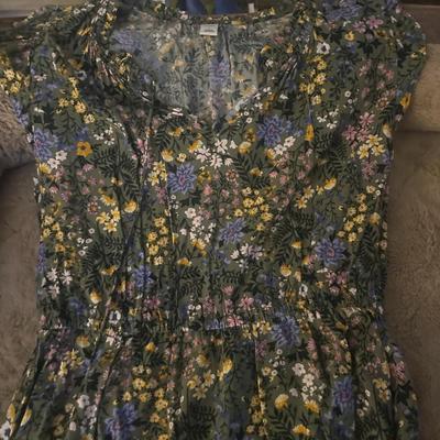 Sale Photo Thumbnail #440: WOMENS DRESS