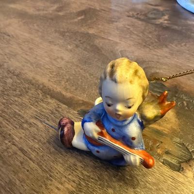 Sale Photo Thumbnail #512: GIRL PLAYING VIOLIN BLUE DRESS FIGURINE