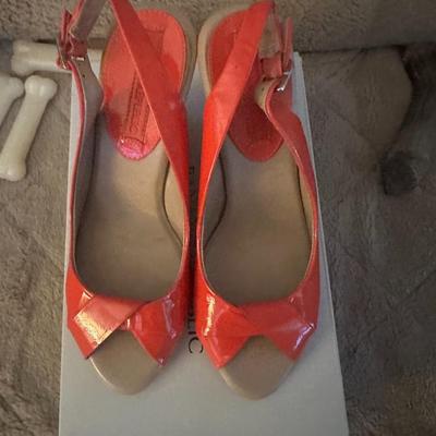 Sale Photo Thumbnail #637: WOMENS SHOES
