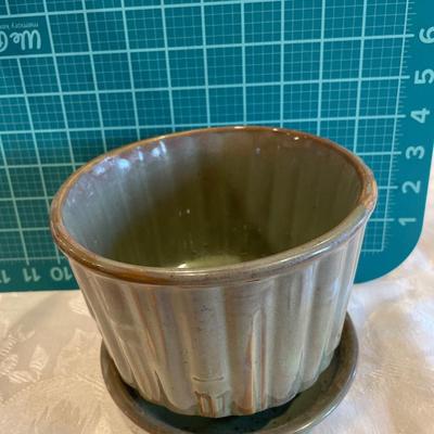5” tall McCoy pottery planters pot