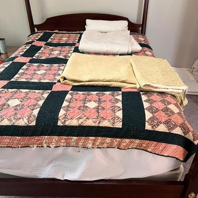 DKNY, Casual Home & More Twin/Double Bedspreads (PBB-RG)
